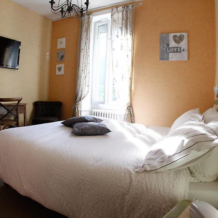 Hotel Gambetta Лон-ле-Соньє Екстер'єр фото