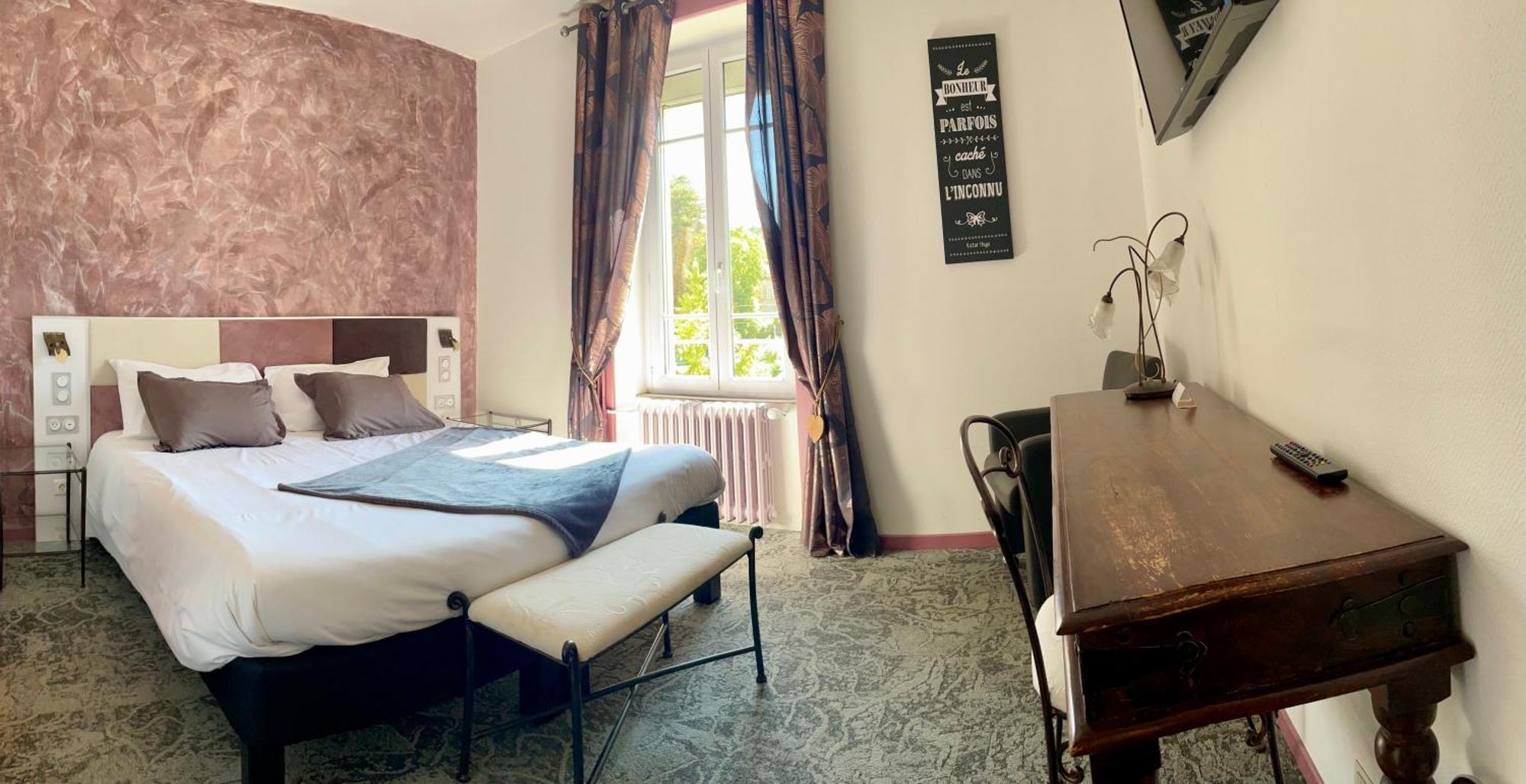 Hotel Gambetta Лон-ле-Соньє Екстер'єр фото